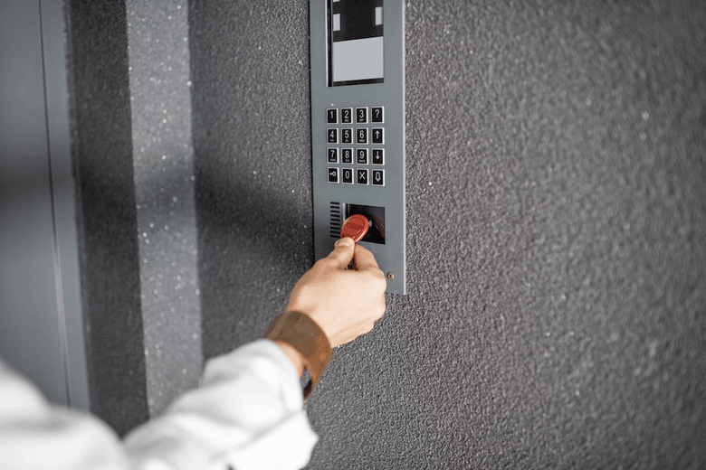 Key Fob Entry Systems - A Complete Guide | Swiftlane